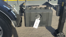 Полуприцеп-контейнеровоз BRAVER BK-440D — инструментальный ящик