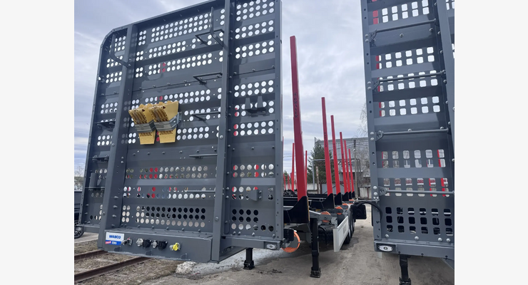 Полуприцеп-сортиментовоз BRAVER BC-330B — передние щиты с перфорацией